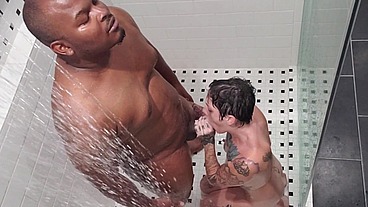 Hot Wet Shower Sex With Sully Savage