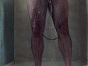 Plaisir solitaire sous la douche
