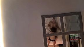 camara escondida: mi jefa del trabajo descubrio que soy juan gorilla, y me pidio que me la follara