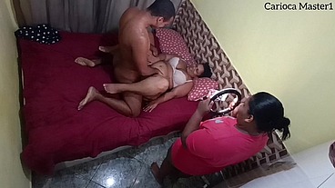 Minha cunhada veio me filmar fudendo