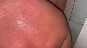 cheguei em casa o porteiro estava fodendo meu namorado