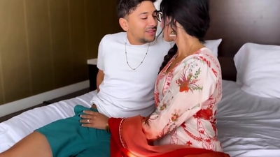 Pakistan Chick Aaliyah Yasin Hookup And Hard Fuck With Indian Guys Max Fills