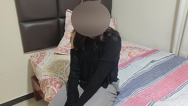 Casting 005 - Aracely, estudiante de psicología, nos brinda el casting más divertido e inusual en la historia del canal... Tiene unas hermosas Tetas (Versión Completa)