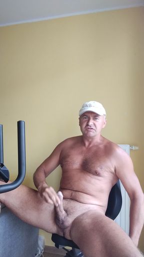 fitness in a porn club in warsaw