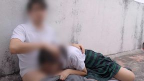 dos estudiantes rapidin en el patio! una cogida rapida en el patio en alta definicion (hd)
