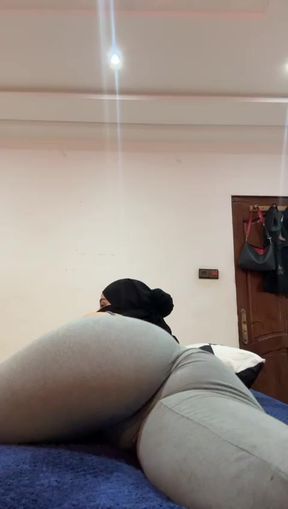 Arab ass worship solo hijab cutie plays with her round Muslim booty with nasty slow moves