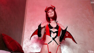 业余情侣角色扮演乐趣：小胸荡妇口交、手交、激烈的后入式肛交和凌乱的射精