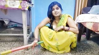 Indian nokrani ke sexy big boobs and young hot boy xxxsoniya