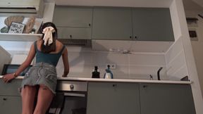 Petite College Girls share the same apartment and they love to flash their ass and pussy for a few more likes