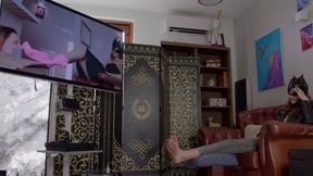 Admire Stella's Feet When She Watch Her Own Clips - Bare Feet - Polish And English Language