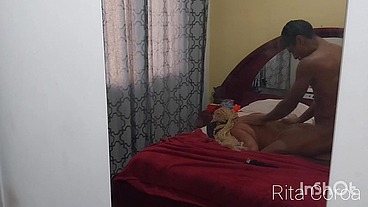 Filho da minha amiga de toalha, fiquei com tesão e fudi com ele