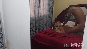 Filho da minha amiga de toalha, fiquei com tesão e fudi com ele