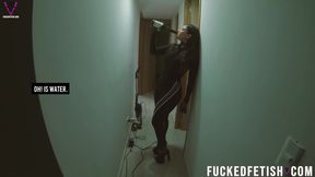 Free Desperate Pee During Scene Recording