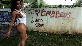 BANGBROS - Lovely Latina Luna Star Lets Peter Green Tap Dat Azz