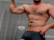 Strong alpha hairy turk flexing on cam