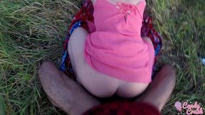 nos fodemos na floresta ate ele gozar na minha boquinha enquanto alguns caras assistiam de longe - mano nico