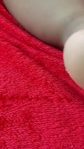 Tiffany Montavani Obrigou Seu Marido Colocar Na Bunda Da anã Virgem