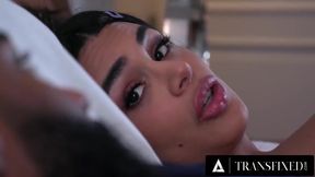 Trans Eva Maxim Stepbro Devours Her Dripping Trans Hole Till Gushing