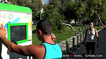 An Israeli man meets an Israeli man and fucks him