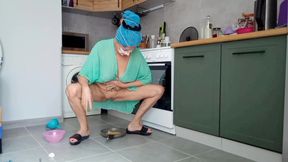 Scrambled eggs from pussy
