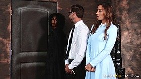 Dong sharing interracial supreme with 2 divas - interracial porno