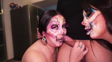 CHILLING FOOD UNDER THE PRETEXT OF PARTY AND SWEETS