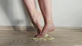 Crushing Meringue Barefoot