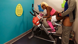 Anal Ass Deep Fuck Big Butt In Public Gym By BBC On Fit Bike