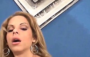 Blonde tranny ramming honey brunette girl