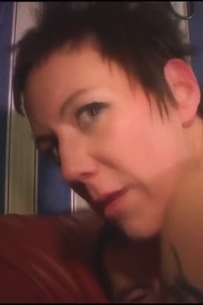 Vintage Threesome Double Penetrating Skinny MILF