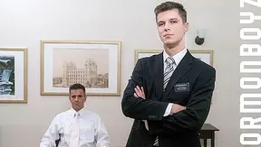 Devoted Elder Nic Takes Command Under His Doms Powerful Touch – Steamy Gay Scene