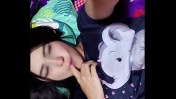 ACTRIZ PORNO YULIETHGOMEZ SE MASTURBA SUS RICAS TETAS