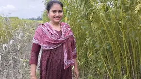 Hot desi babe takes it hard while brother feeds her jute
