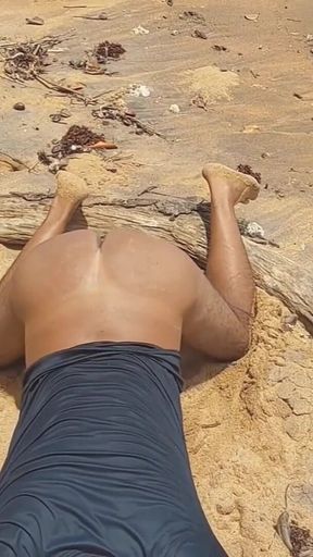 Ladysilva My Sexy Ass on the Beach