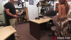 Annabella Mack - Crazy bitch brought in a gun, she still got fucked