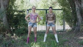 pee in jeans and wellies - mp4 720p