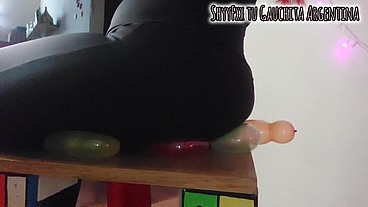 Chica LOONER te festeja TU CUMPLEAÑOS con GLOBOS Y se pone SUCIA Y TRAVIESA!