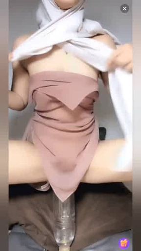 Abg hijab omek botol l