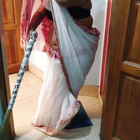 Tamil big tits and big ass desi Saree aunty gets rough fucked by stranger two days in a row - Indian Anal Sex &amp; Huge Cumshot