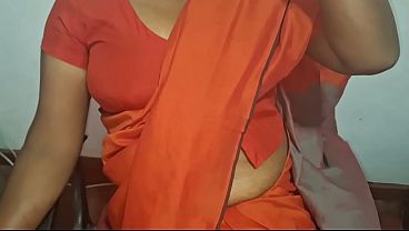 Amateur wife with gorgeous natural big tits and beautiful brown skin gets