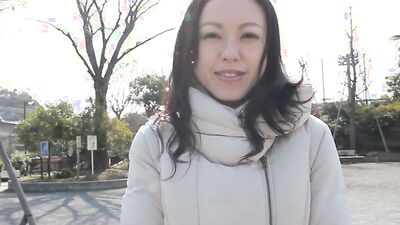 KRS091 Married woman in the prime of her affair Sensitive body in season now, making you come and go 11