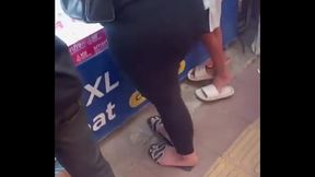 bokep indonesia nemenin binor belanja ke warung