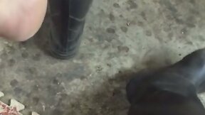 Boots masturbation