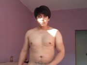 Masturbandome en la casa nueva