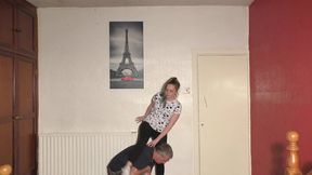 Sophie Shoulder Ride & Neck Scissors (4K)