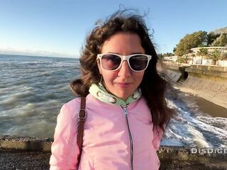 Подцепил красотку и трахнул мокренькую в душе