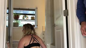 dirty maid gets stuck - erin electra