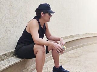 Lesbo beauty lost a football wager, didn't pay and had to give it to her mechanic ally