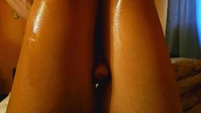 ??I rub my cock on her Thighs Until I cum?? Legjob
