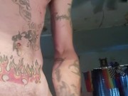 A quick cumshot for the curious 😉